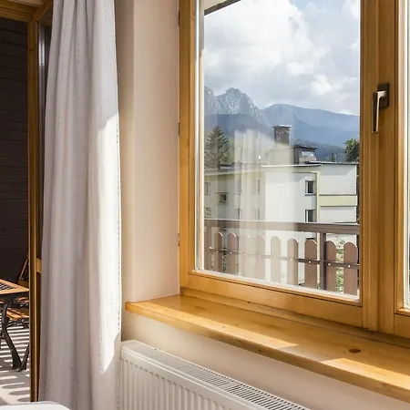 Udanypobyt Apartament Orkana 扎科帕内
